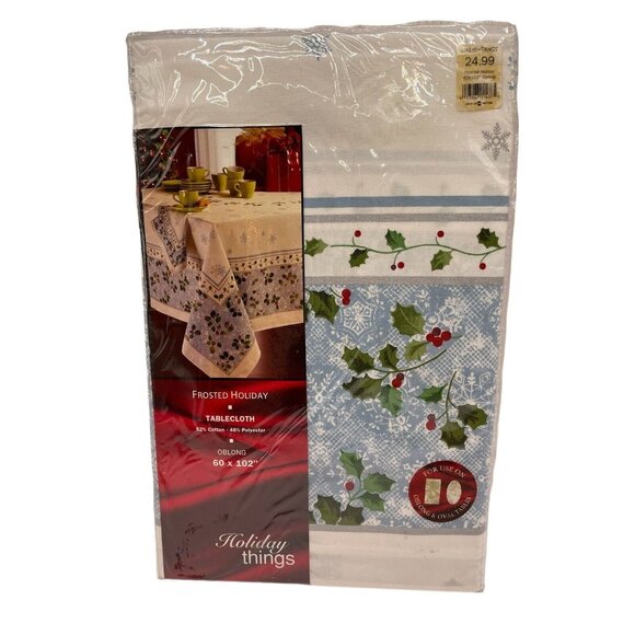 NOS Linens 'n' Things Christmas Holiday Oblong Tablecloth 60” X 102” Poinsettias - Picture 2 of 9